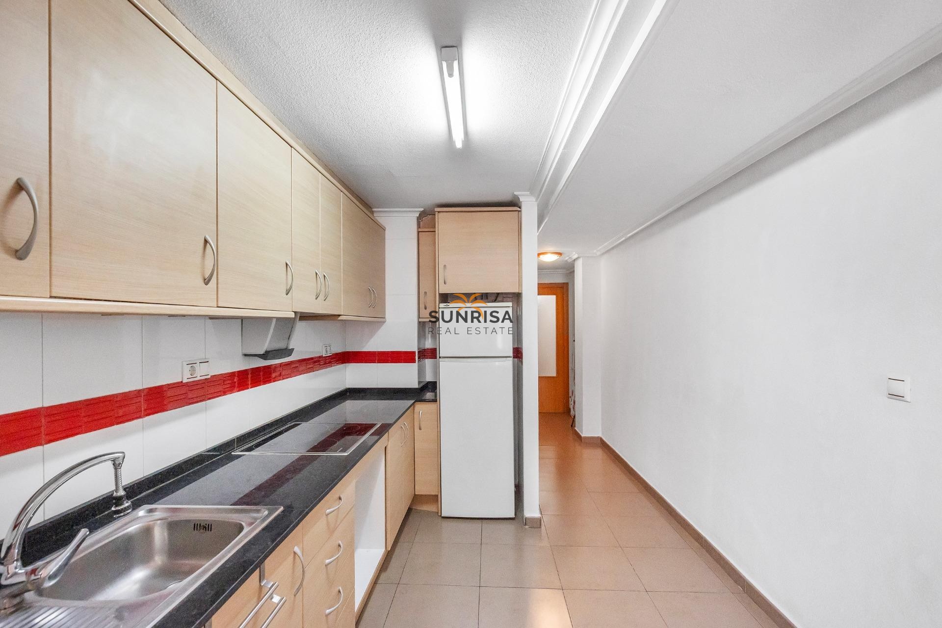 Resale - Apartment - Torrevieja