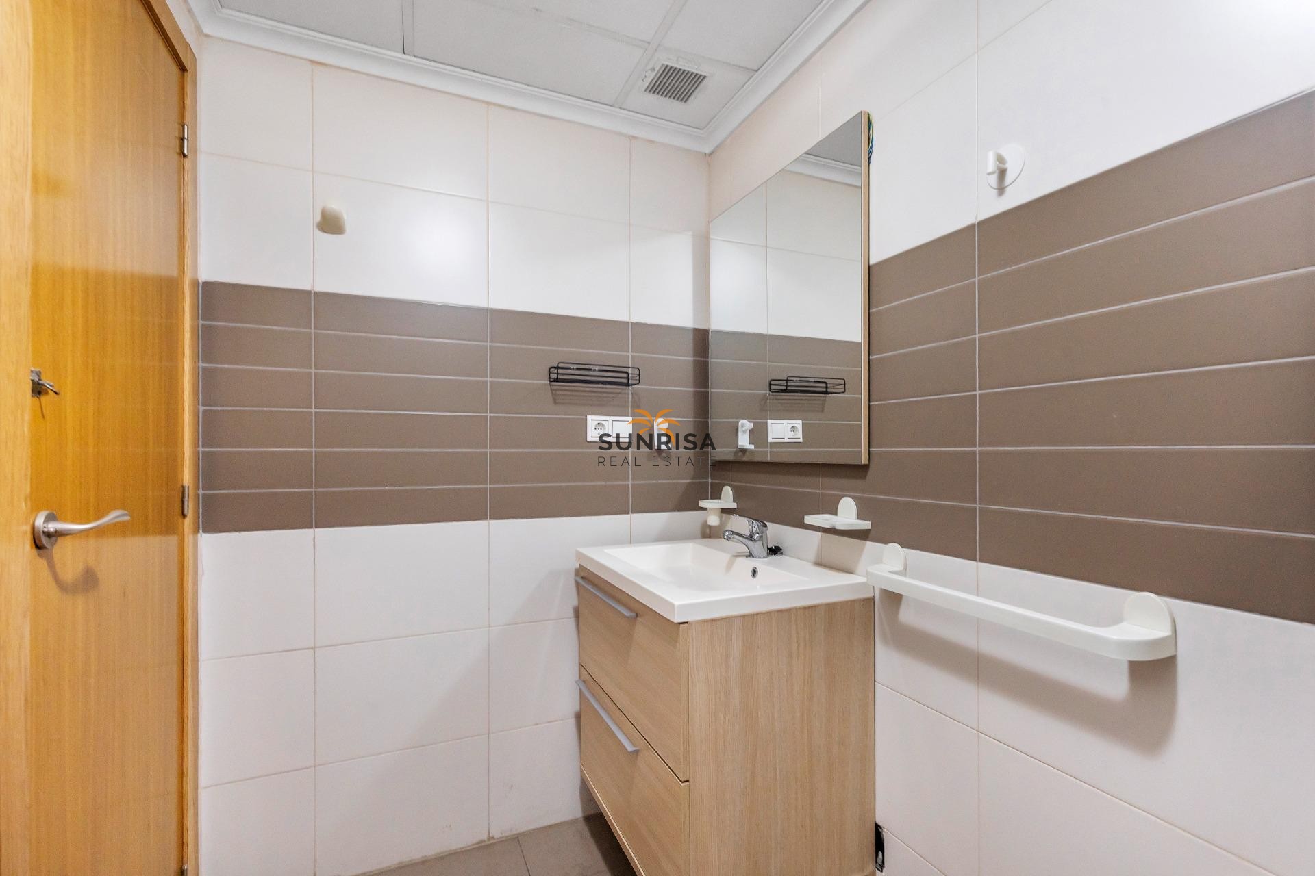 Resale - Apartment - Torrevieja