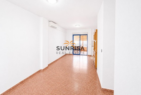 Apartamento · Reventa - Torrevieja · Estacion de autobuses · Alicante · España