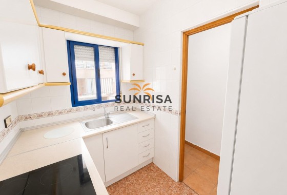 Apartamento · Reventa - Torrevieja · Estacion de autobuses · Alicante · España
