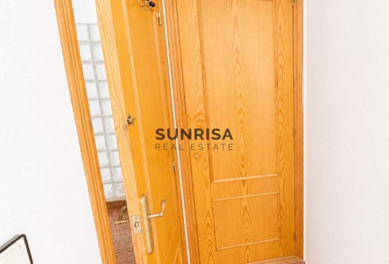 Apartamento · Reventa - Torrevieja · Estacion de autobuses · Alicante · España