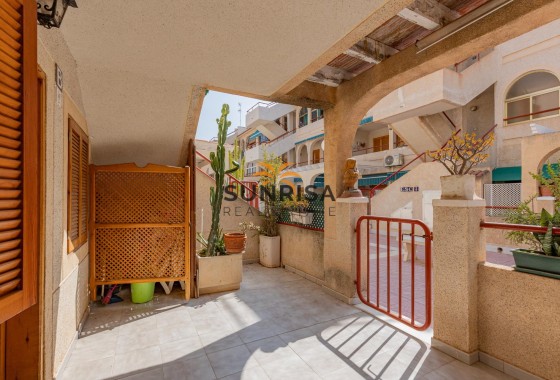 Appartement · Herverkoop - Torrevieja · Acequion · Alicante · Spanje