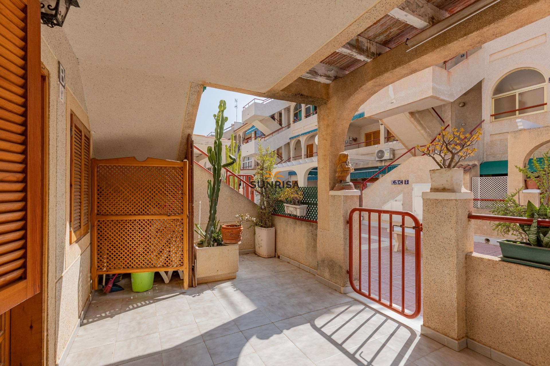 Resale - Apartment - Torrevieja
