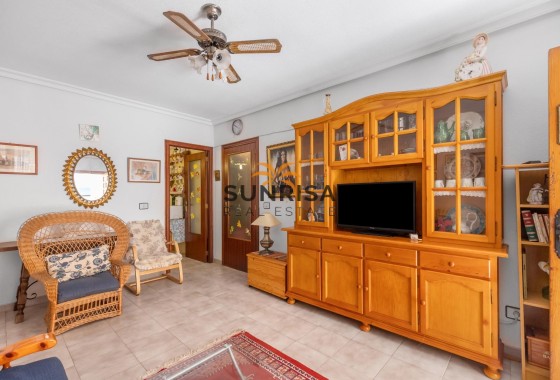 Appartement · Herverkoop - Torrevieja · Acequion · Alicante · Spanje