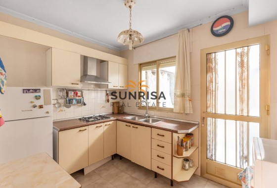 Appartement · Herverkoop - Torrevieja · Acequion · Alicante · Spanje