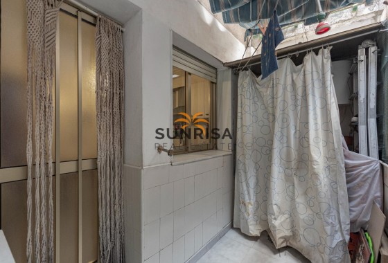 Appartement · Herverkoop - Torrevieja · Acequion · Alicante · Spanje