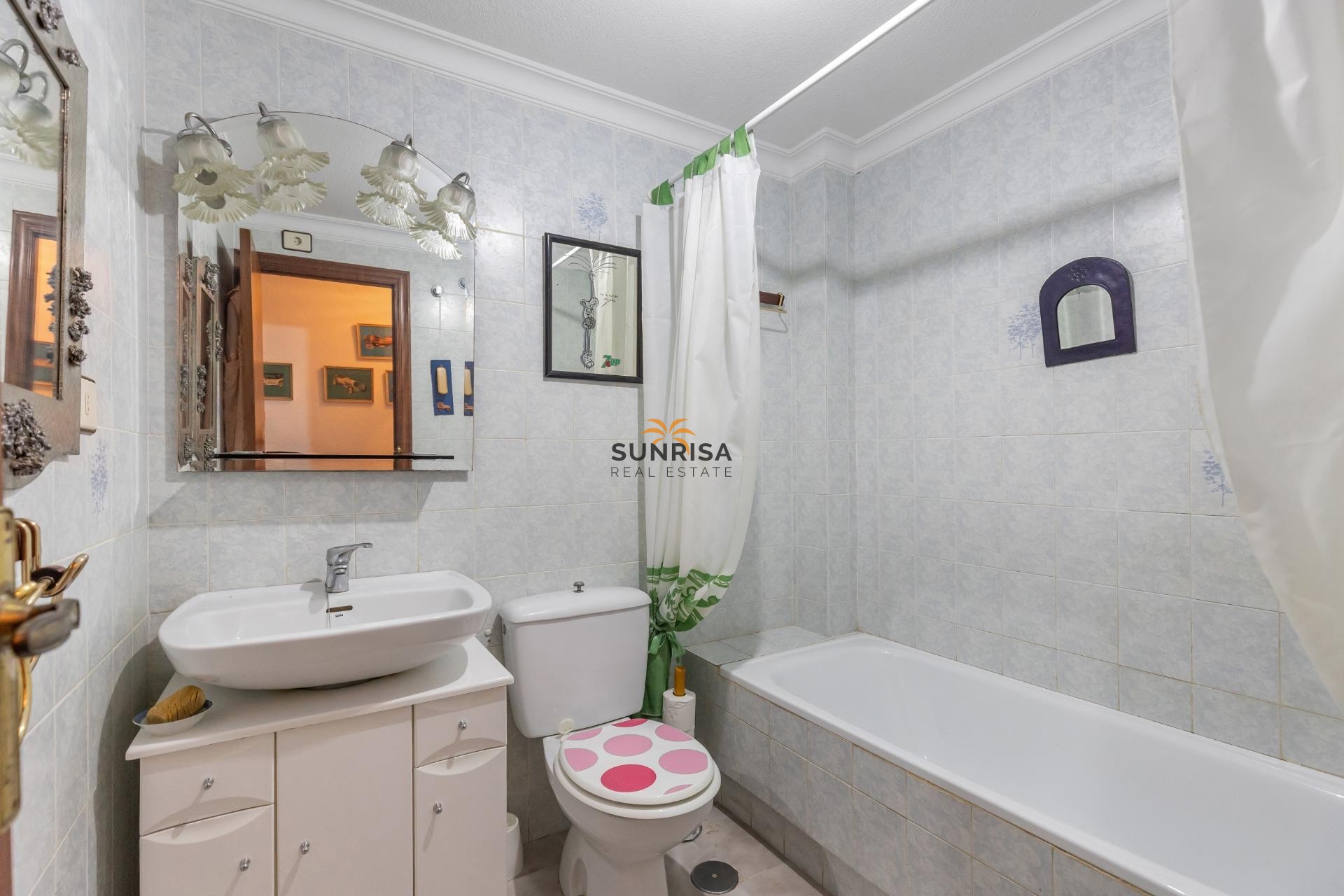 Resale - Apartment - Torrevieja
