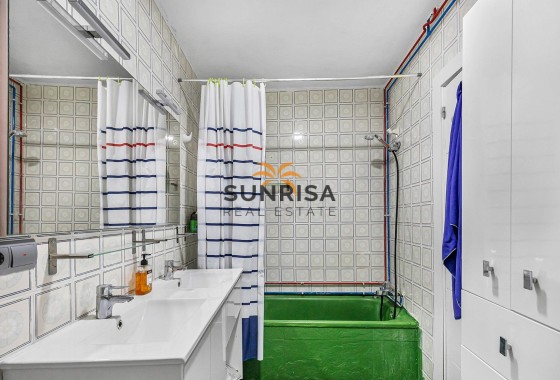 Appartement · Herverkoop - Torrevieja · Acequion · Alicante · Spanje