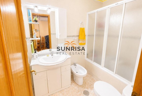 Appartement · Herverkoop - Torrevieja · Estacion de autobuses · Alicante · Spanje