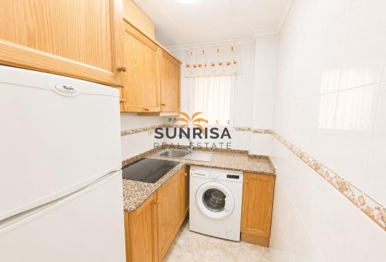 Appartement · Herverkoop - Torrevieja · Playa del Cura · Alicante · Spanje