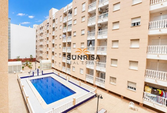 Appartement · Herverkoop - Torrevieja · Playa del Cura · Alicante · Spanje
