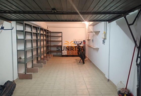 Garage · Herverkoop - Torrevieja · Los Europeos · Alicante · Spanje