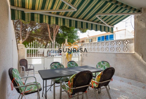 Bungalow · Herverkoop - Torrevieja · Playa de los Naufragos · Alicante · Spanje