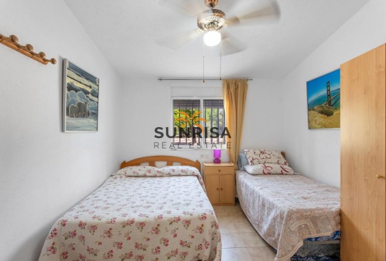 Bungalow · Herverkoop - Torrevieja · Playa de los Naufragos · Alicante · Spanje