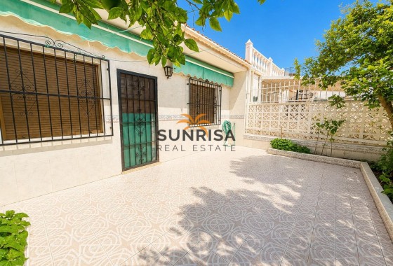 Bungalow · Herverkoop - Torrevieja · La Siesta - El Salado - Torreta · Alicante · Spanje