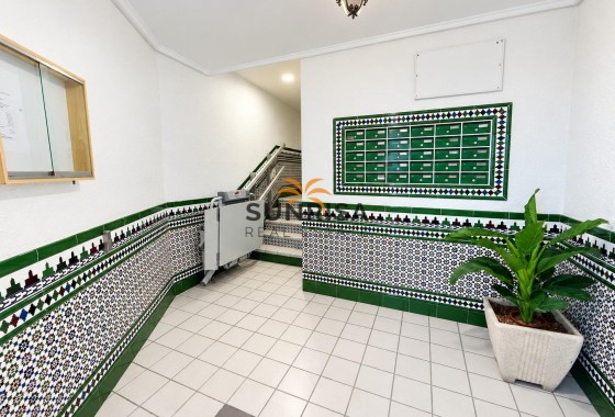 Appartement · Herverkoop - Torrevieja · Torre Del Moro · Alicante · Spanje