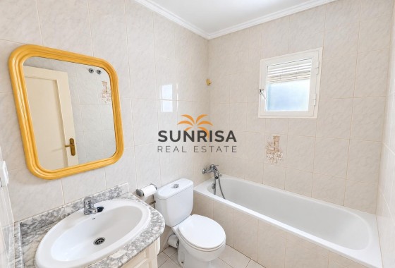 Appartement · Herverkoop - Torrevieja · Estacion de autobuses · Alicante · Spanje