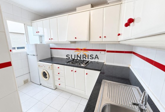 Appartement · Herverkoop - Torrevieja · Estacion de autobuses · Alicante · Spanje