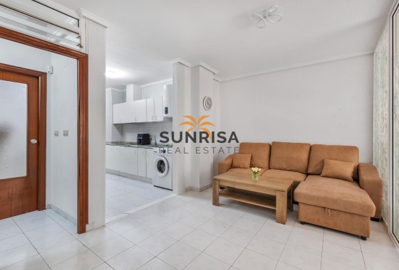 Appartement · Herverkoop - Torrevieja · Centro · Alicante · Spanje
