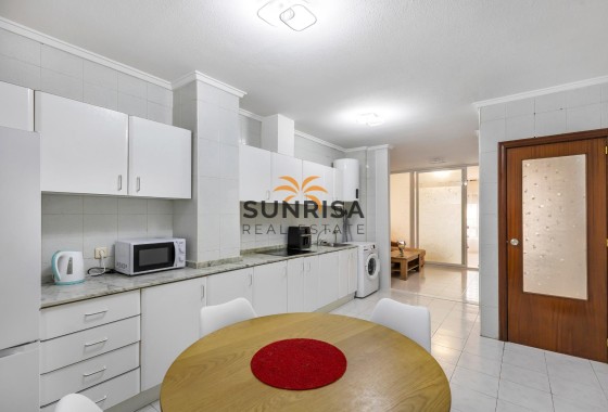 Appartement · Herverkoop - Torrevieja · Centro · Alicante · Spanje