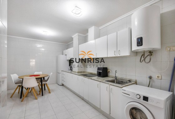Appartement · Herverkoop - Torrevieja · Centro · Alicante · Spanje