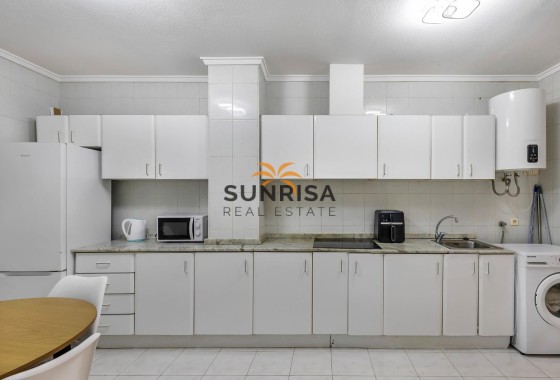 Appartement · Herverkoop - Torrevieja · Centro · Alicante · Spanje