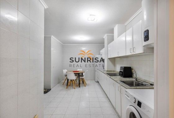 Appartement · Herverkoop - Torrevieja · Centro · Alicante · Spanje