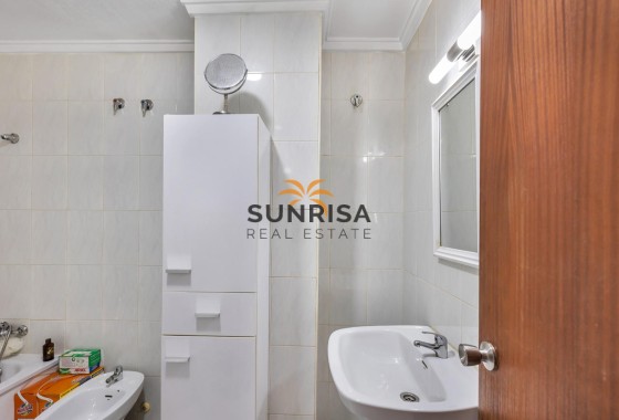 Appartement · Herverkoop - Torrevieja · Centro · Alicante · Spanje