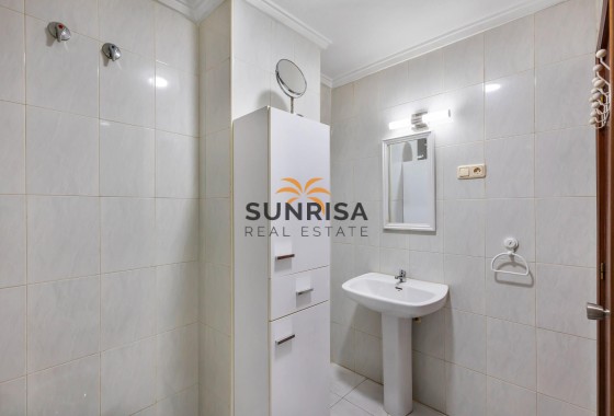 Appartement · Herverkoop - Torrevieja · Centro · Alicante · Spanje