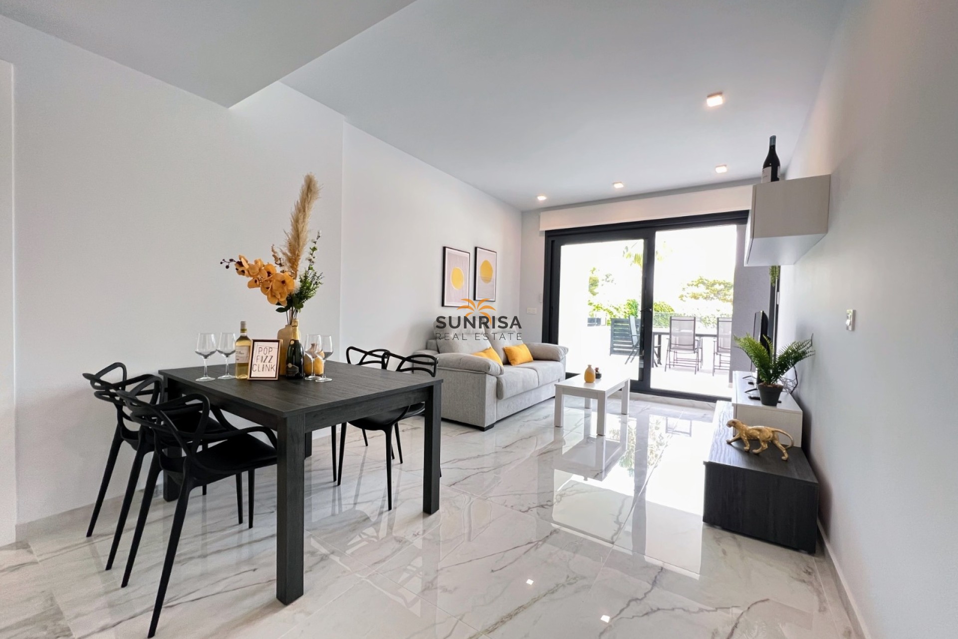 Resale - Apartment - Orihuela Costa