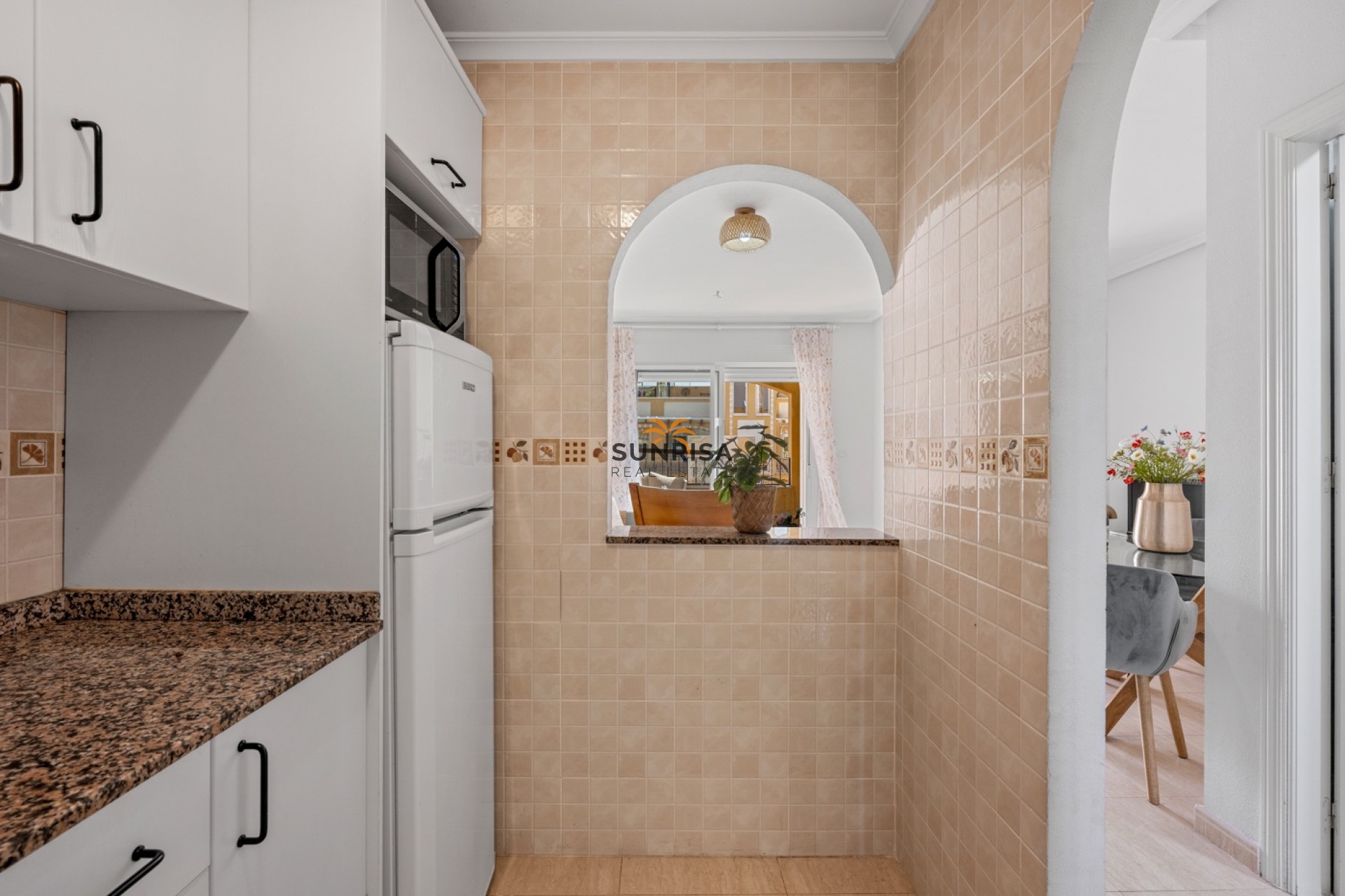 Revente - Appartement - Daya Nueva