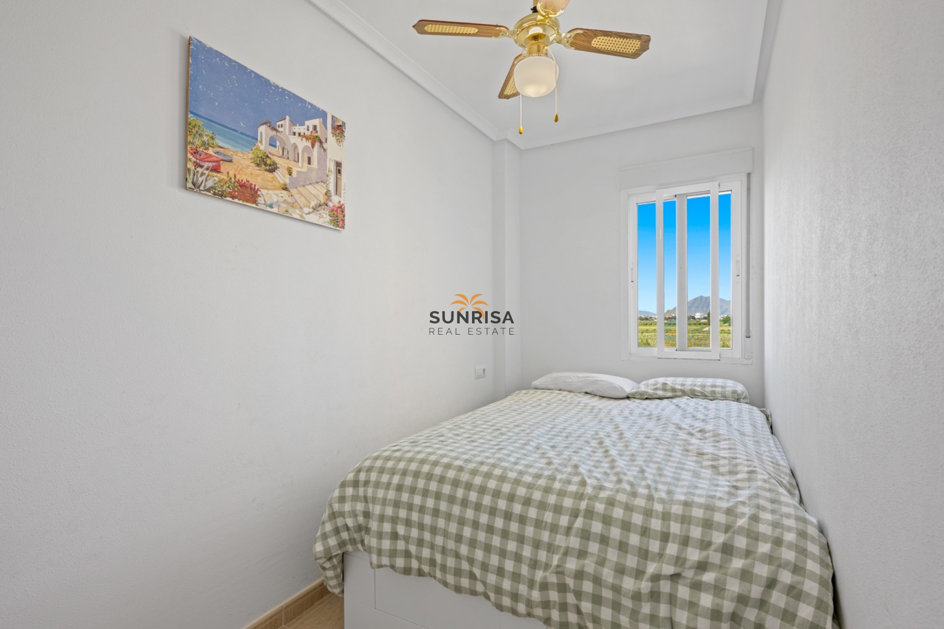 Revente - Appartement - Daya Nueva