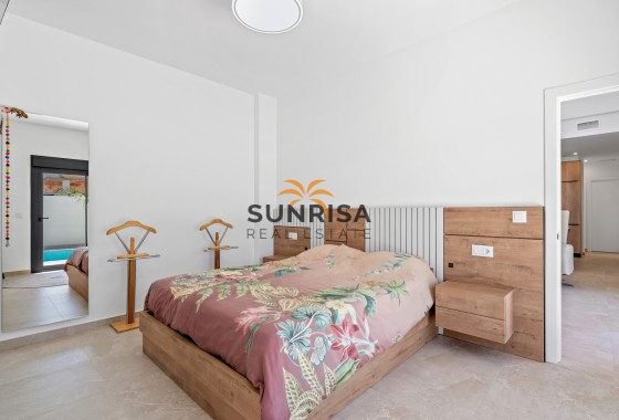 Villa · Reventa - Daya Nueva · Alicante · España