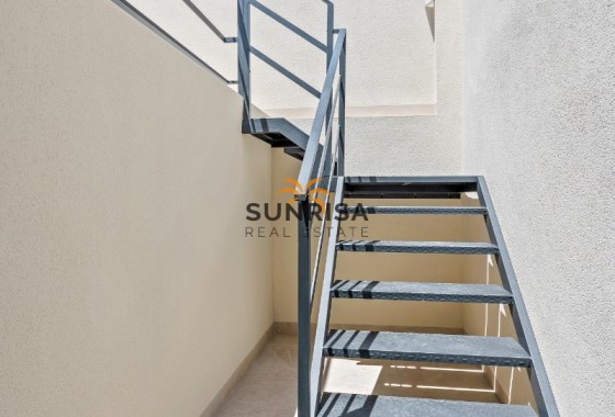 Villa · Reventa - Daya Nueva · Alicante · España