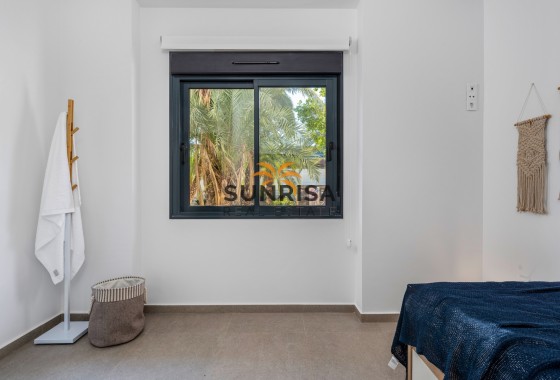 Appartement · Herverkoop - Bigastro · Alicante · Spanje