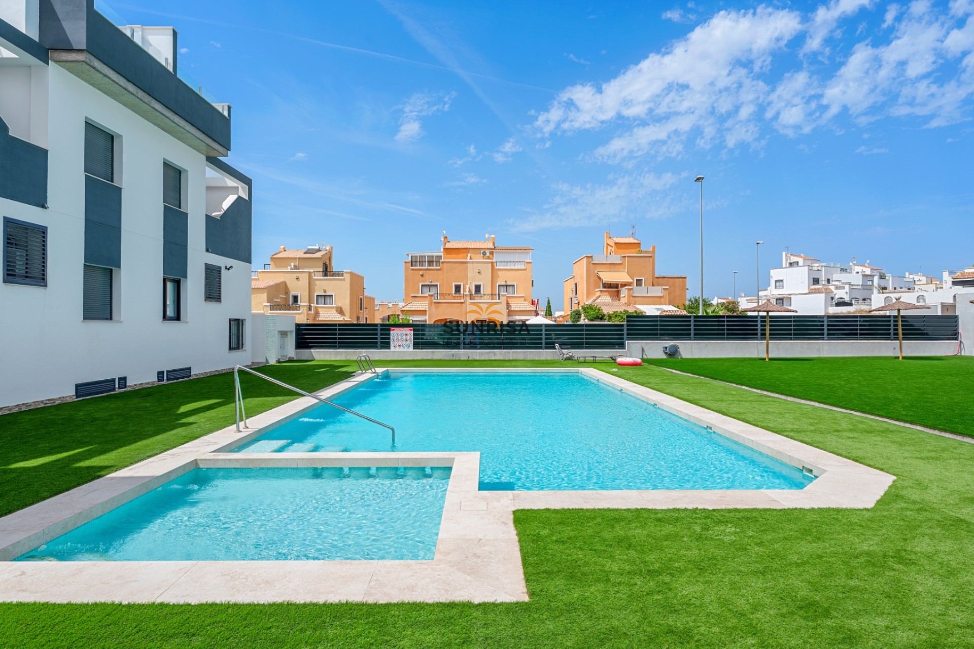 Resale - Apartment - Orihuela Costa