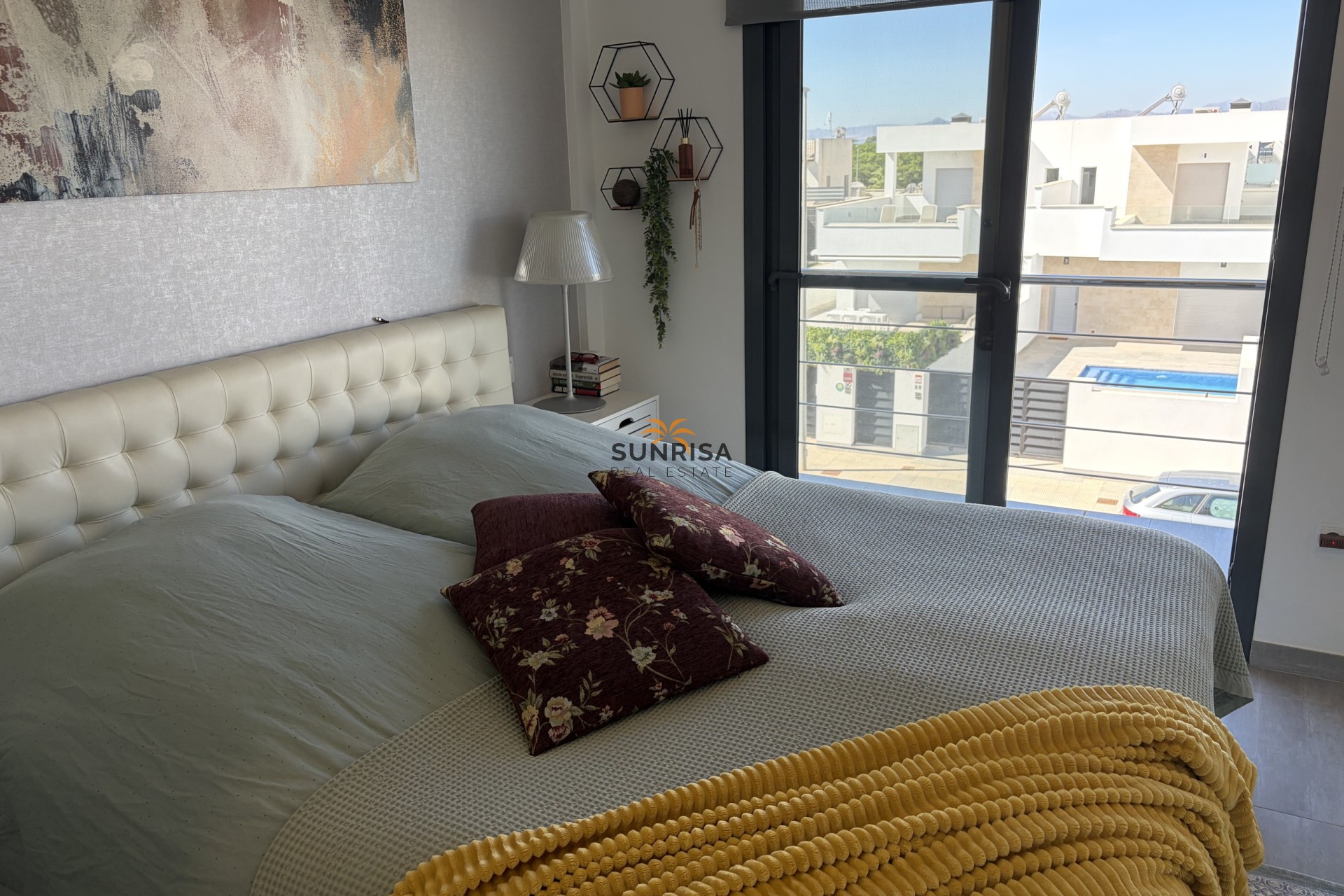 Resale - Townhouse - Benijofar