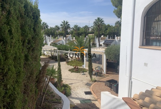 Villa · Revente - Orihuela Costa · Villamartín · Alicante · Espagne