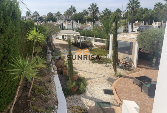 Villa · Revente - Orihuela Costa · Villamartín · Alicante · Espagne