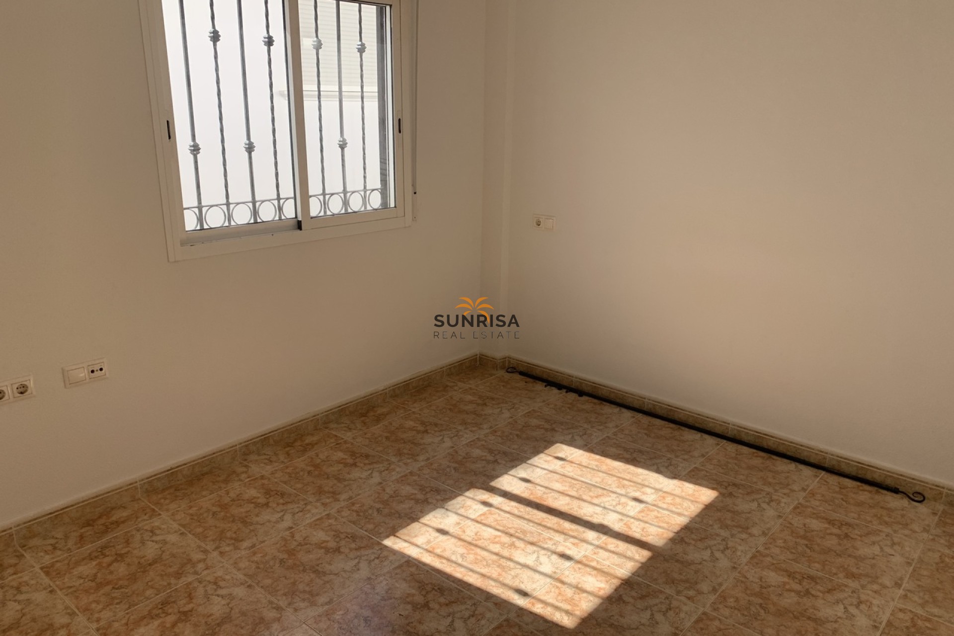 Herverkoop - Herenhuis - Orihuela Costa