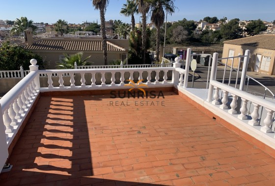 Villa · Herverkoop - Orihuela Costa · Villamartín · Alicante · Spanje