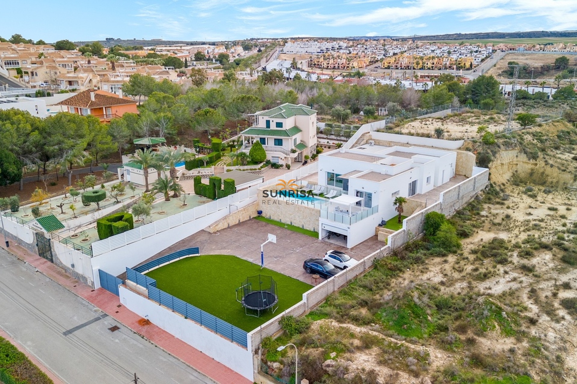 Resale - Villa - Algorfa