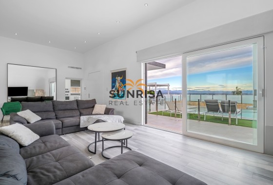 Villa · Resale - Algorfa · Lomas de Juliana · Alicante · Spain