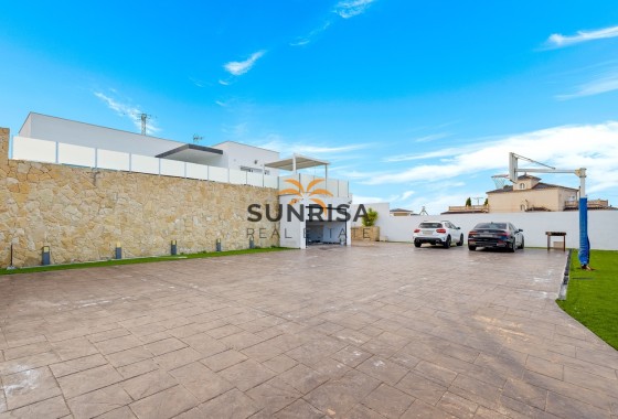 Villa · Resale - Algorfa · Lomas de Juliana · Alicante · Spain