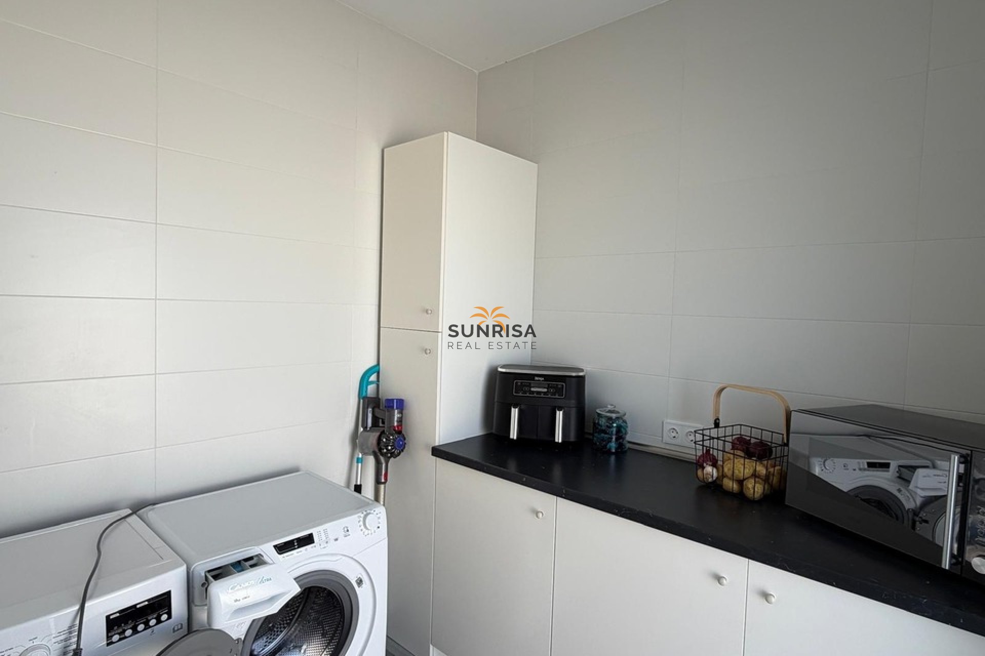 Resale - Villa - Algorfa