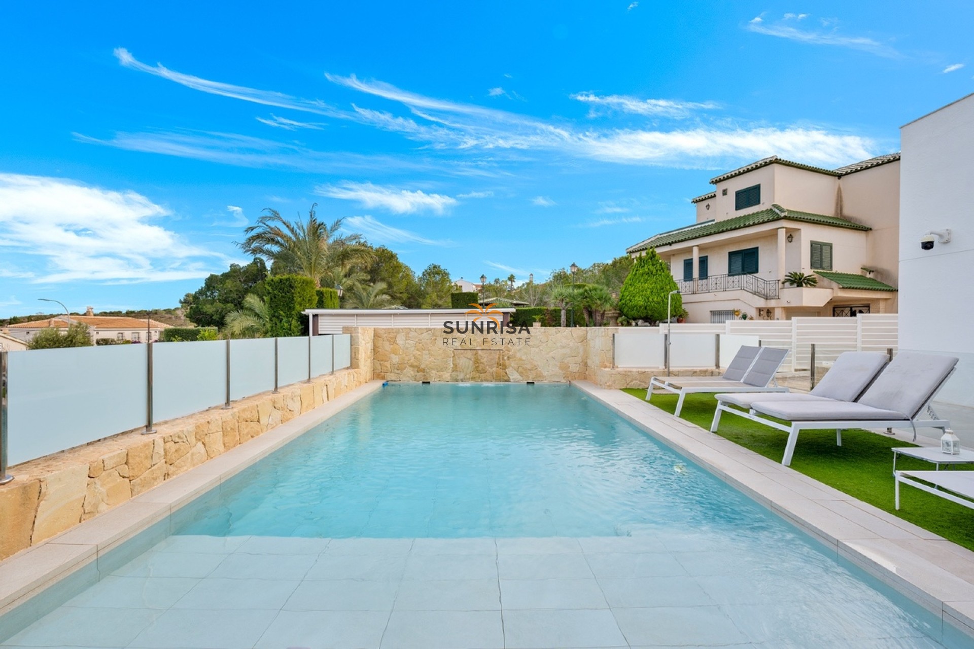 Resale - Villa - Algorfa