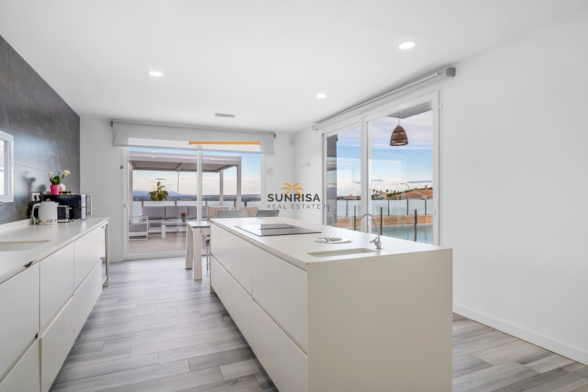 Resale - Villa - Algorfa