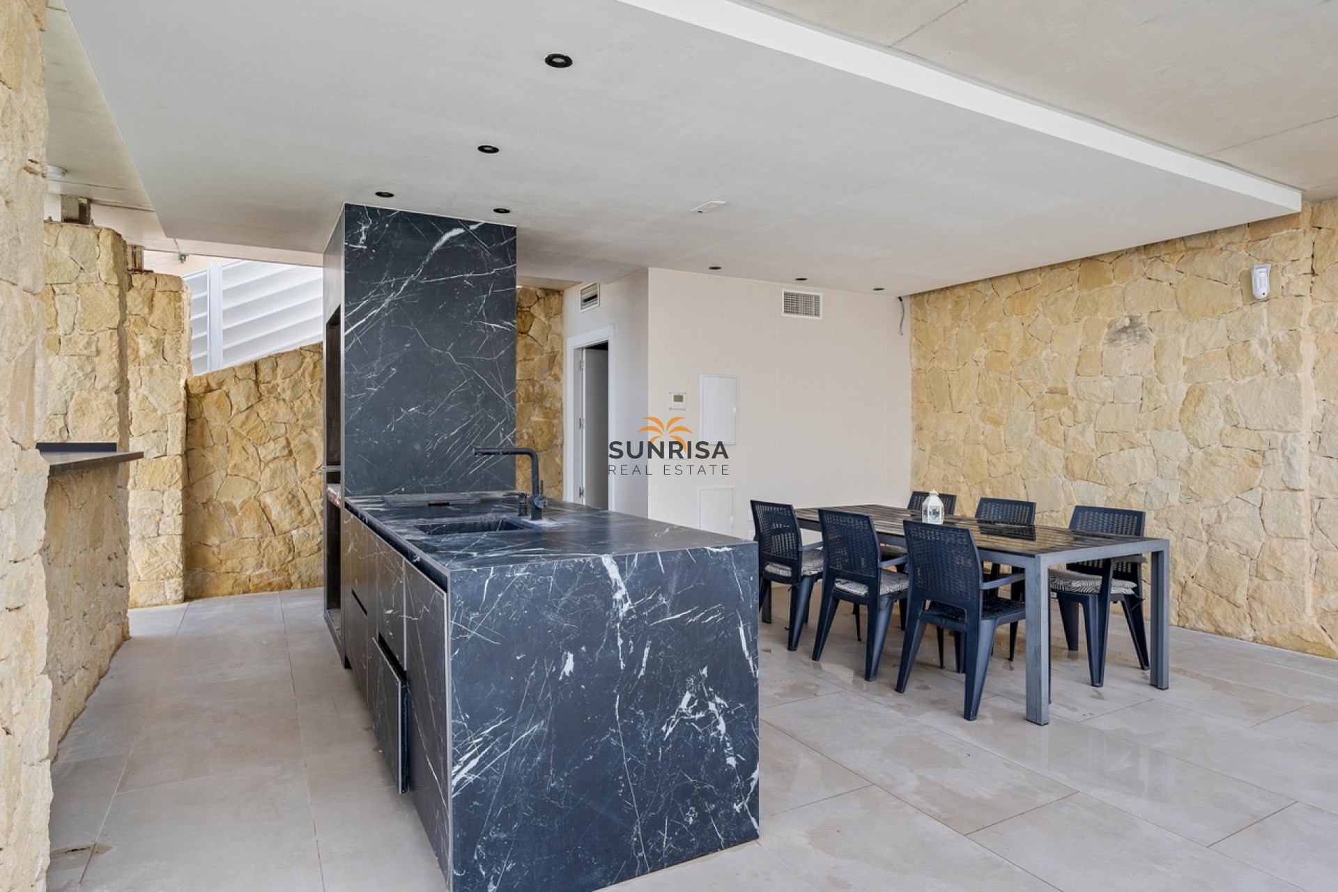 Resale - Villa - Algorfa