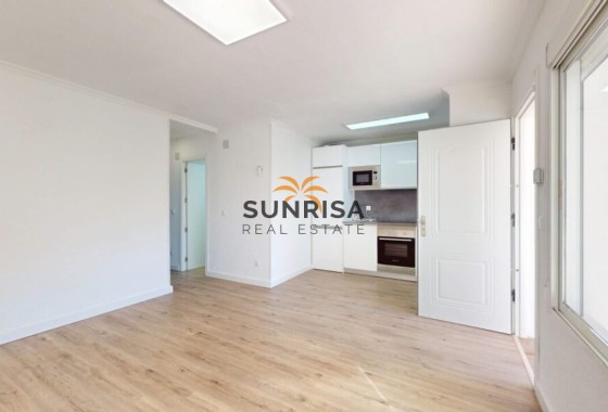 Apartment · Resale - Orihuela Costa · Villamartín · Alicante · Spain