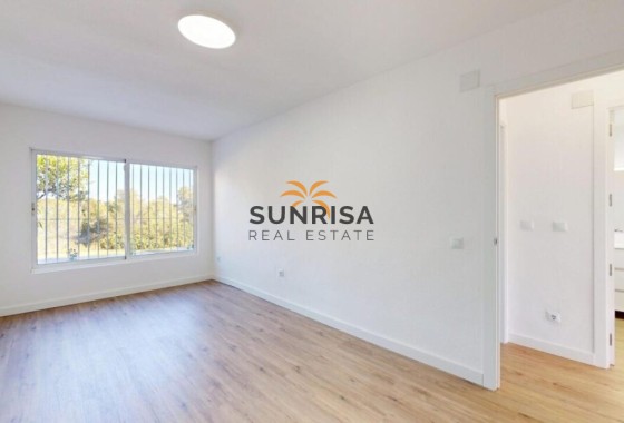 Apartment · Resale - Orihuela Costa · Villamartín · Alicante · Spain